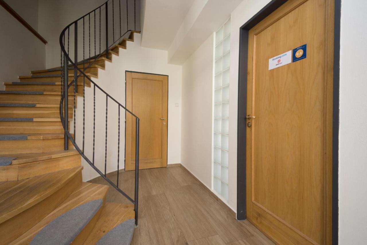 אולומוץ Sunny Apartment מראה חיצוני תמונה