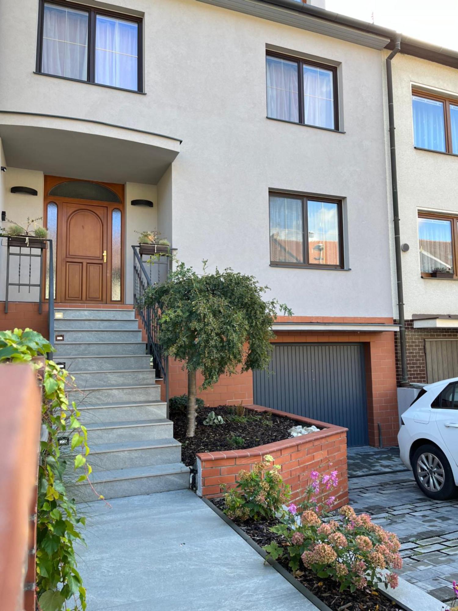 אולומוץ Sunny Apartment מראה חיצוני תמונה